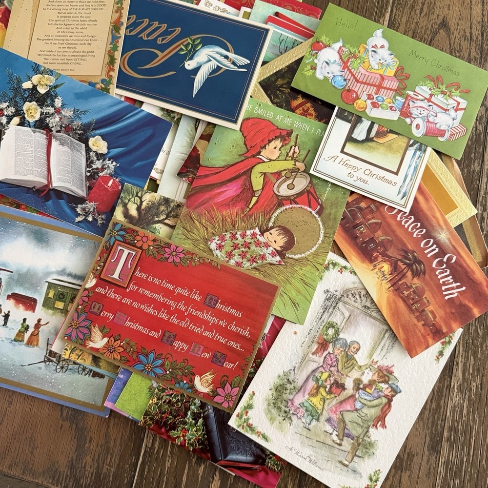 *Lot Of 20* 1970s Christmas Cards Used Mixed Lot Scrapbook Decor Classic Art - Picture 3 of 4